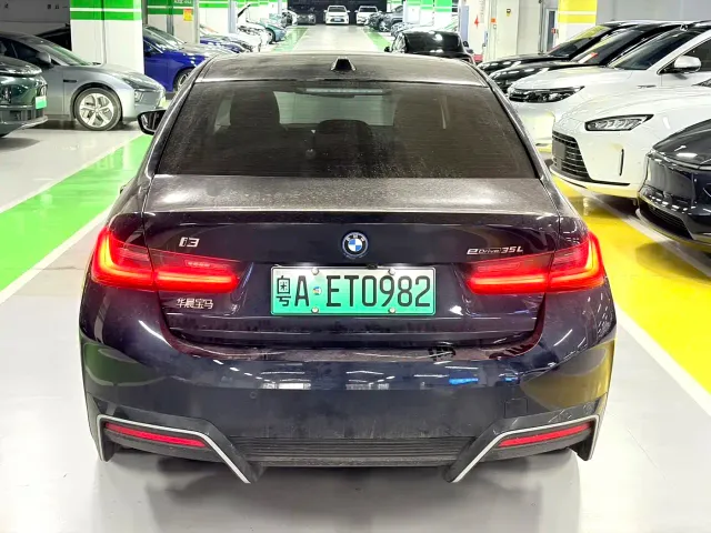 BMW i3 — Фото автомобиля 7