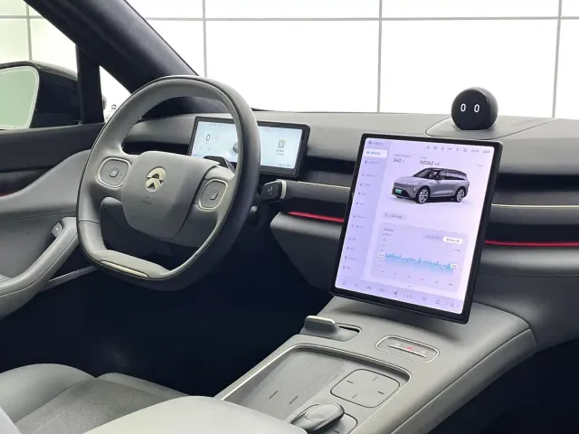NIO NIO ES8 2023 100kWh Signature Edition — Фото автомобиля 16