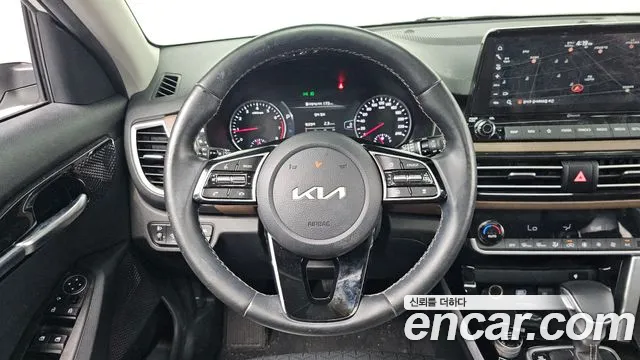 Kia Seltos Seltos Бензин 1.6 турбо 2WD — Фото автомобиля 13