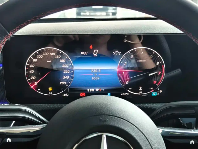 Mercedes-Benz A-Class — Фото автомобиля 9
