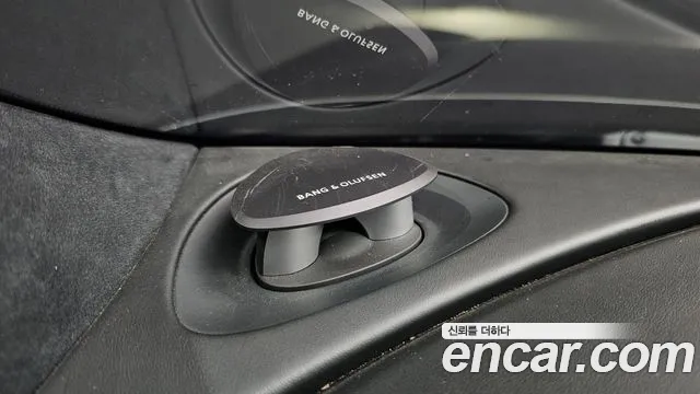 Genesis G90 Бензин 3.5 турбо AWD — Фото автомобиля 14
