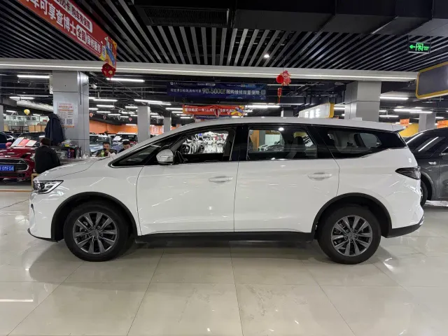 Geely Jia Ji 2025 1.5TD DCT Longteng Edition — Фото автомобиля 6