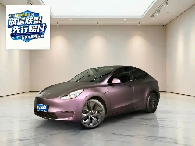 Фотография автомобиля — Tesla Model Y