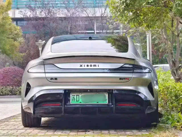 Xiaomi SU7 — Фото автомобиля 9