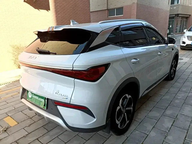 BYD Yuan PLUS — Фото автомобиля 6