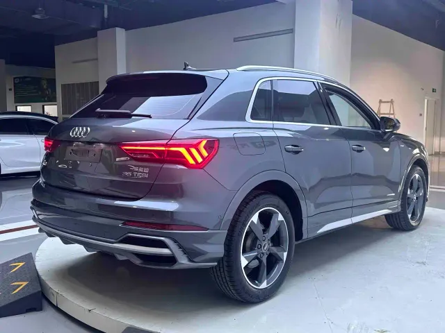 Audi Q3 — Фото автомобиля 6