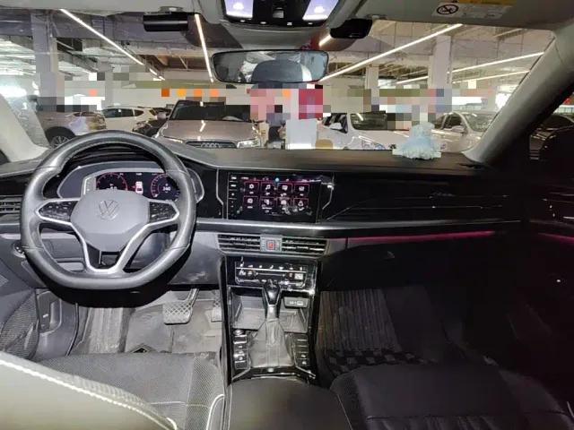 Volkswagen Passat — Фото автомобиля 9
