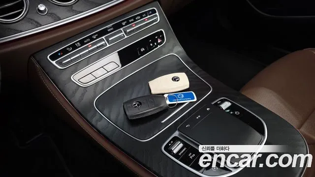 Mercedes-Benz E-Class W213 — Фото автомобиля 23