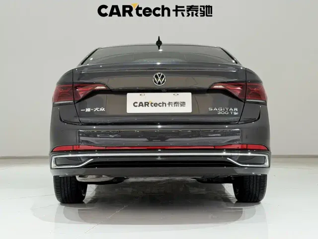 Volkswagen Sagitar — Фото автомобиля 6