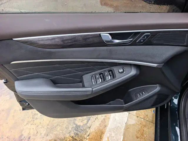 Dongfeng Yixuan MAX — Фото автомобиля 7