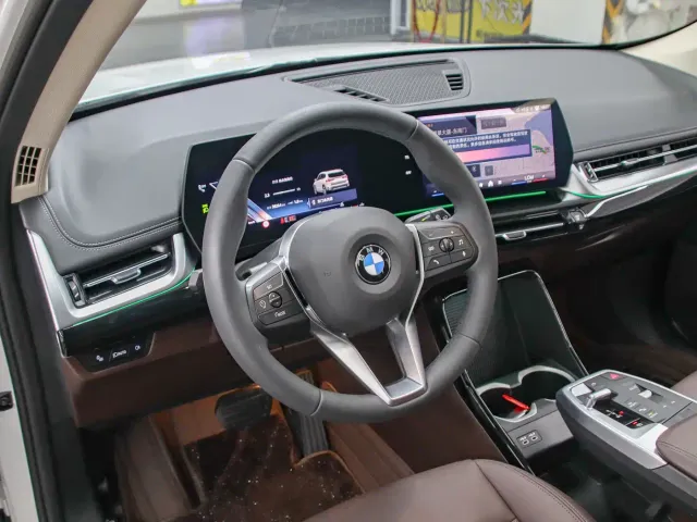 BMW X1 — Фото автомобиля 5