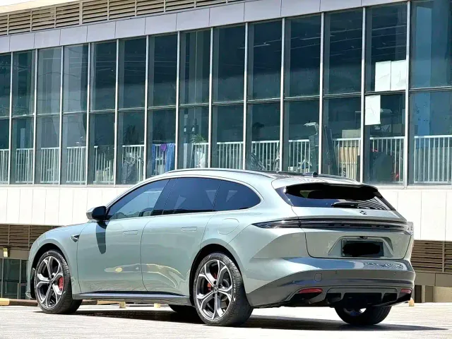 Nio ET5 Touring — Фото автомобиля 9