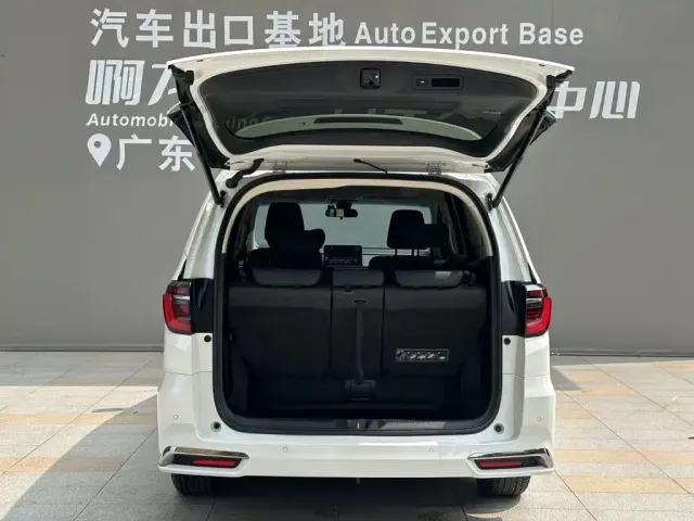 Honda Odyssey — Фото автомобиля 15