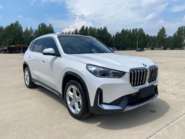 BMW X1 — Фото автомобиля 3