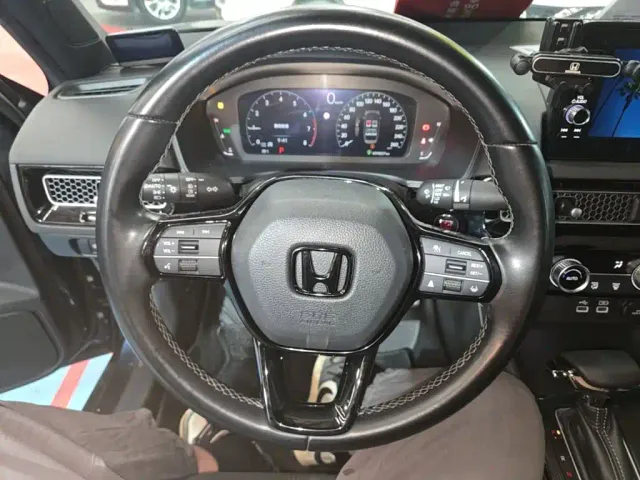 Honda Civic — Фото автомобиля 10
