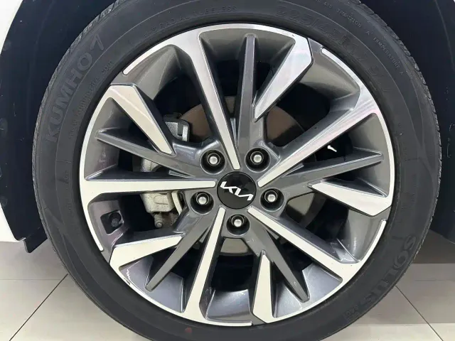 Kia K3 — Фото автомобиля 10