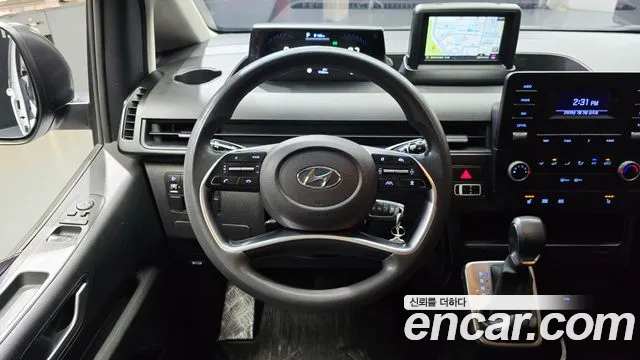 Hyundai Staria Staria Карго 5 мест — Фото автомобиля 3