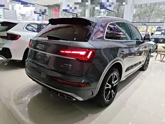 Audi Q5L — Фото автомобиля 6