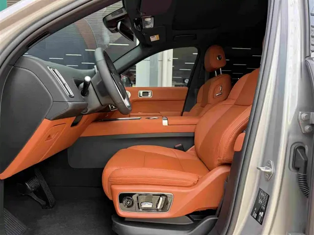 Li Auto L7 — Фото автомобиля 4