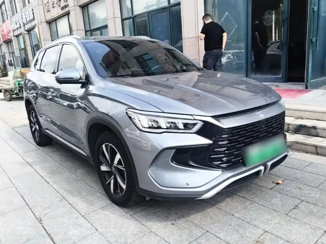 BYD Song Pro — Фото автомобиля 3