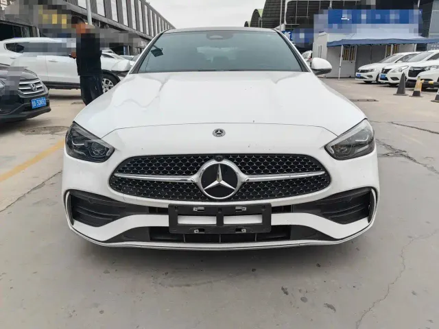 Mercedes-Benz C-Class — Фото автомобиля 2