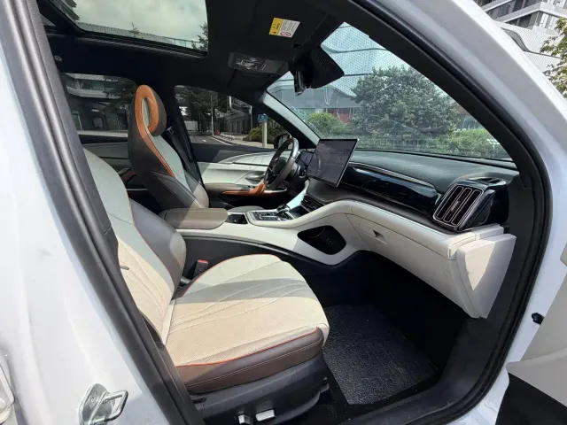 BYD Song Pro — Фото автомобиля 15