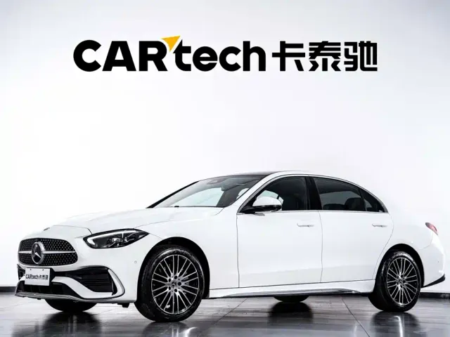 Фотография автомобиля — Mercedes-Benz C-Class