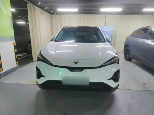 Arcfox Alpha T5 — Фото автомобиля 2