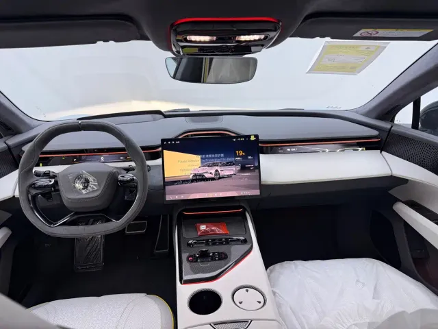 Lotus Emeya — Фото автомобиля 15