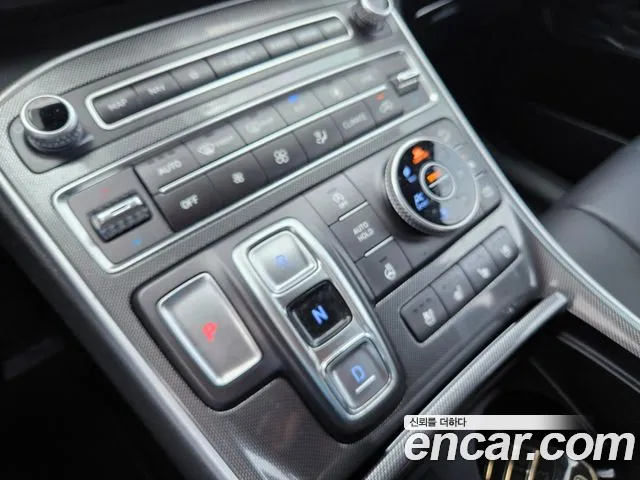 Hyundai Santafe Новый Santa Fe Дизель 2.2 4WD — Фото автомобиля 9