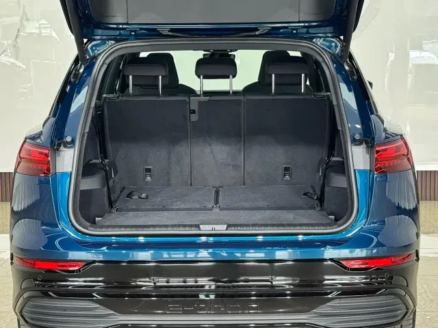Audi Q5 e-tron — Фото автомобиля 21