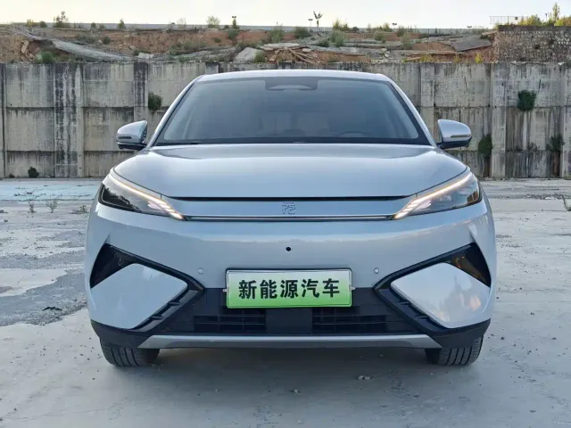 BYD Yuan PLUS — Фото автомобиля 2