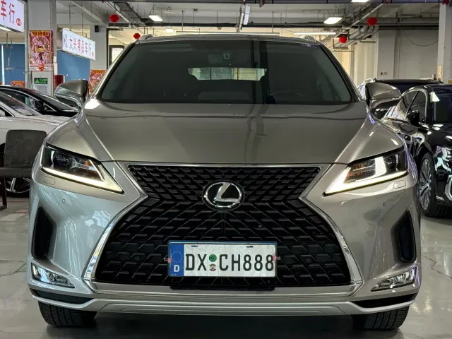 Lexus RX — Фото автомобиля 2