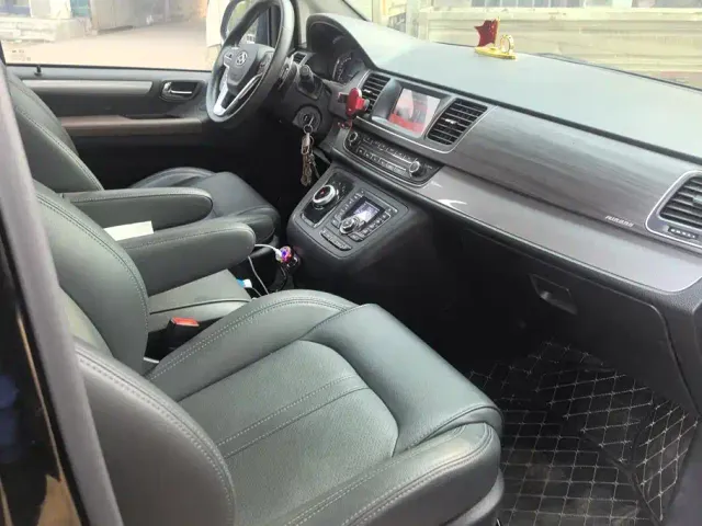Maxus G10 — Фото автомобиля 8