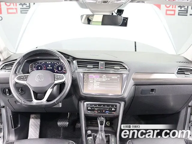 Volkswagen Tiguan — Фото автомобиля 13