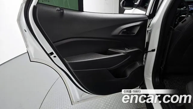 ChevroletGMDaewoo Trax Trax Кроссовер — Фото автомобиля 23
