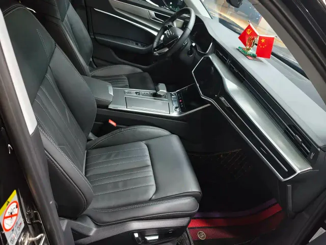 Audi A6L — Фото автомобиля 10