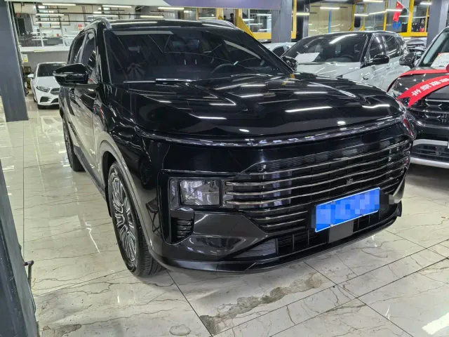 Jetour X70 Plus — Фото автомобиля 3