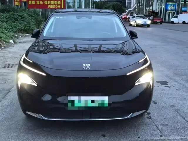 Buick Zhijing E7 — Фото автомобиля 6