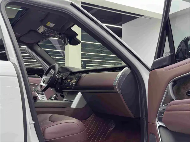 Land Rover Range Rover — Фото автомобиля 10
