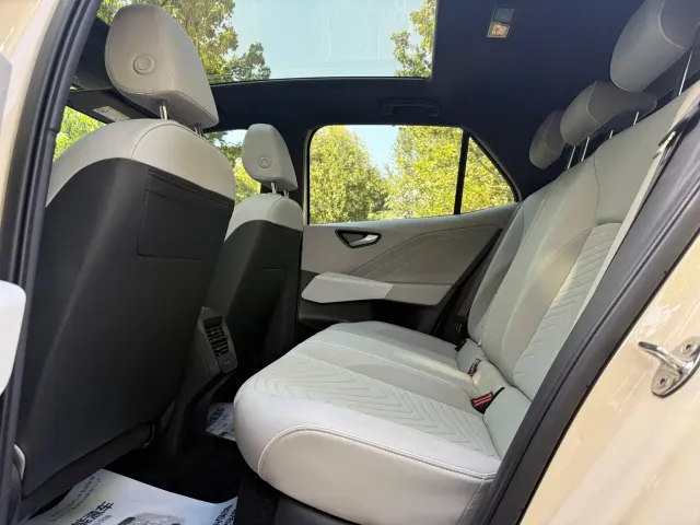 Volkswagen ID.3 — Фото автомобиля 14