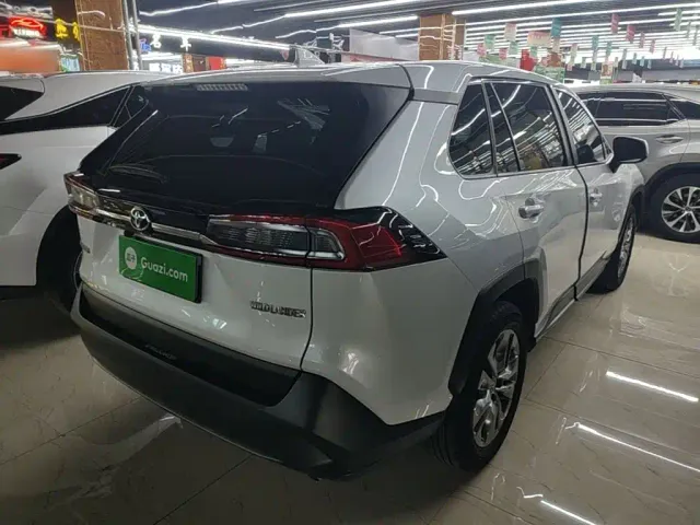 Toyota Wildlander — Фото автомобиля 6