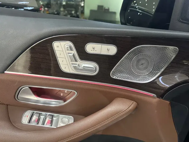 Mercedes-Benz GLE-Class — Фото автомобиля 10
