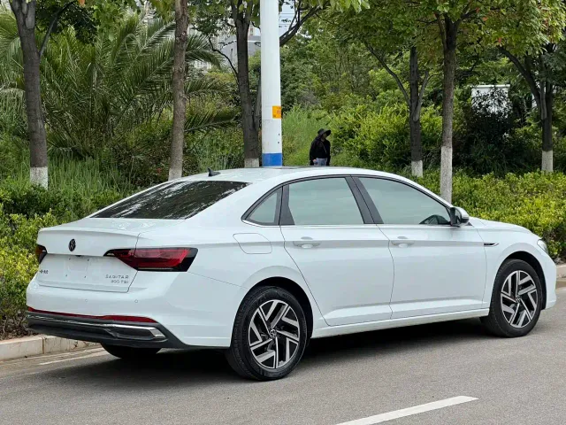 Volkswagen Sagitar — Фото автомобиля 20
