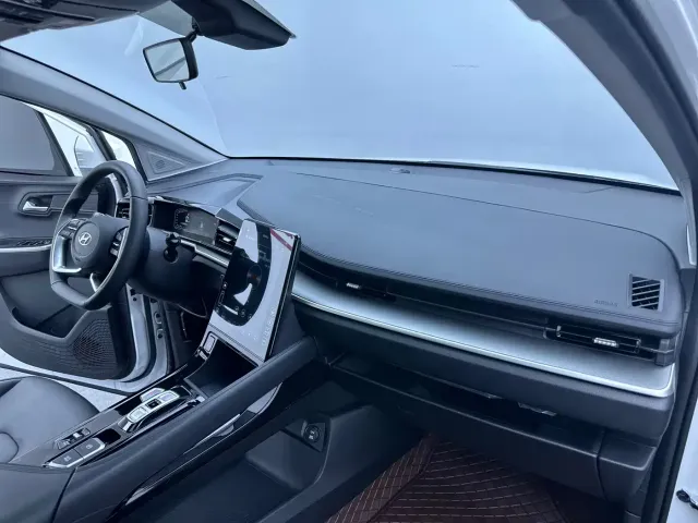 Hyundai Custo — Фото автомобиля 21