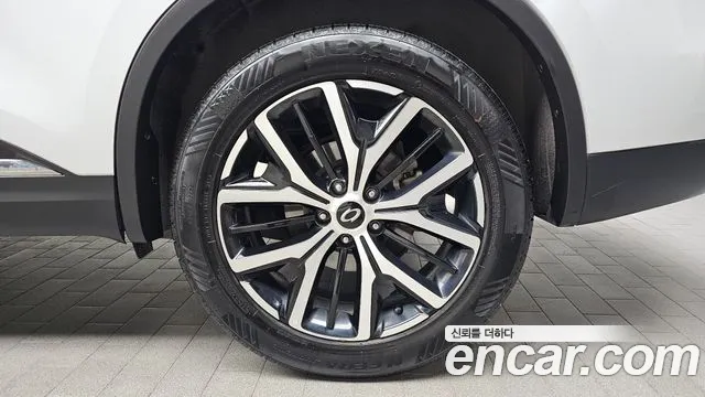 Renault-KoreaSamsung QM6 Новый QM6 2.0 LPe RE Signature 2WD — Фото автомобиля 21