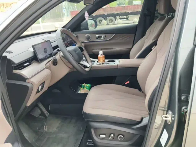 Chery Tiggo 8 PLUS — Фото автомобиля 14
