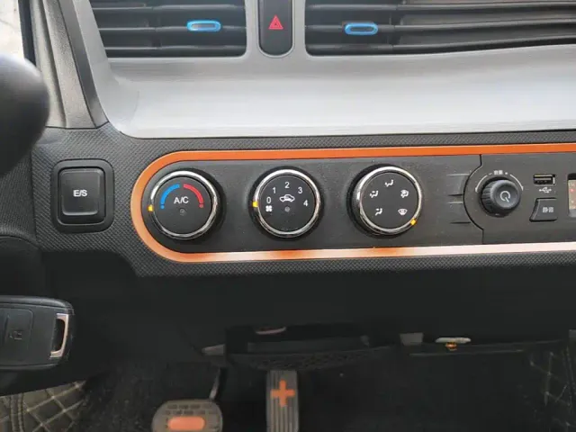 Wuling Hongguang Mini EV — Фото автомобиля 13