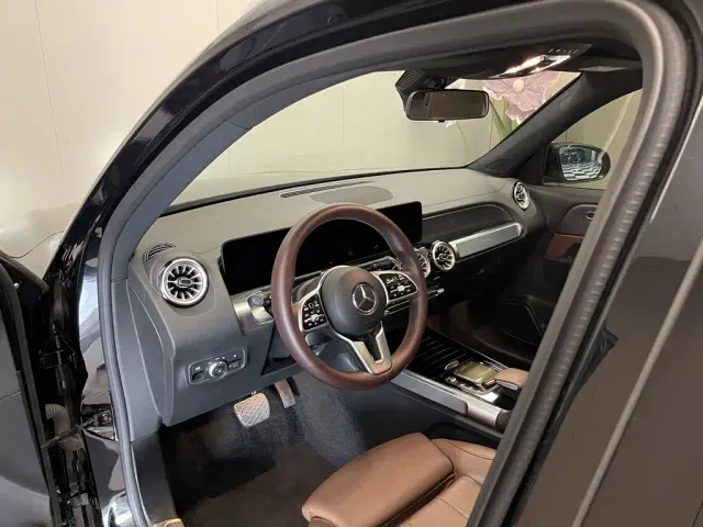 Mercedes-Benz GLB-Class — Фото автомобиля 23