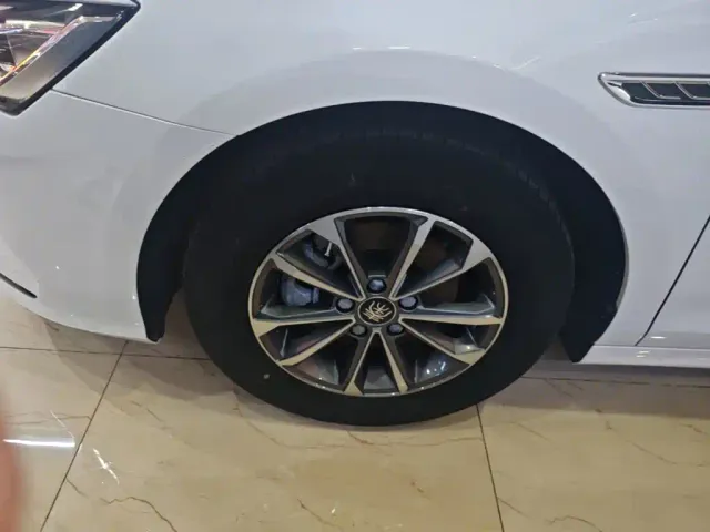 BYD Qin PLUS — Фото автомобиля 22